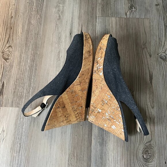 Tahari Taylor Canvas and Cork Peep Toe Platform Slingback Wedge Heels, Size 8.5 - Picture 4 of 7